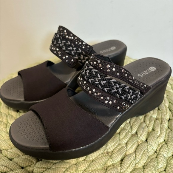 BZEES PREMIUM Fireworks Woven Black Washable Slide Comfort Sandals NWOB - Picture 3 of 9